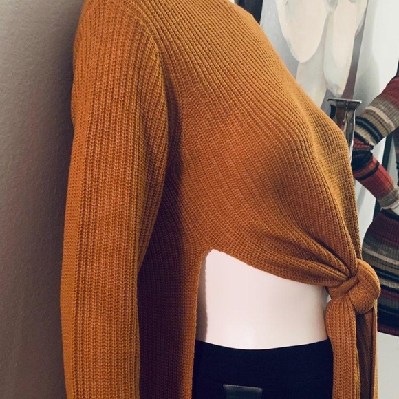 Knitted sweater - Picture 2 of 4